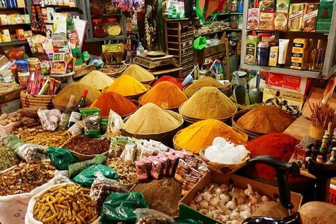 Journée au Marché Berbère et Atelier d'Artisanat